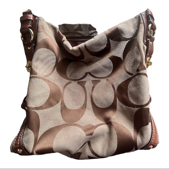 Coach purse - Picture 1 of 8